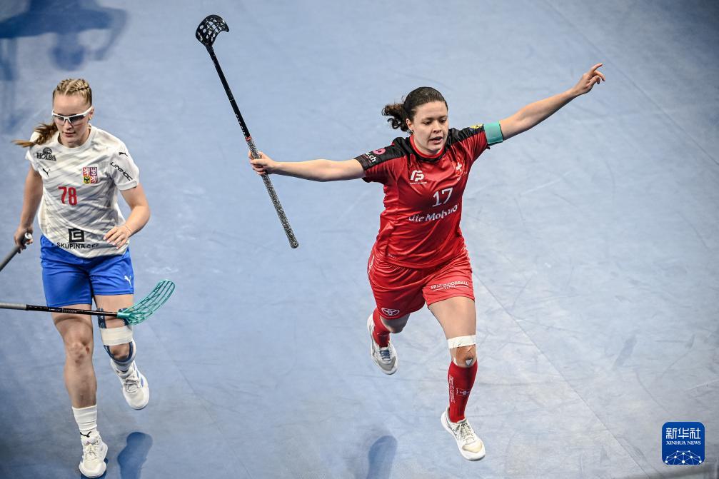 tenan, 心举行的 tenan, 心举行的