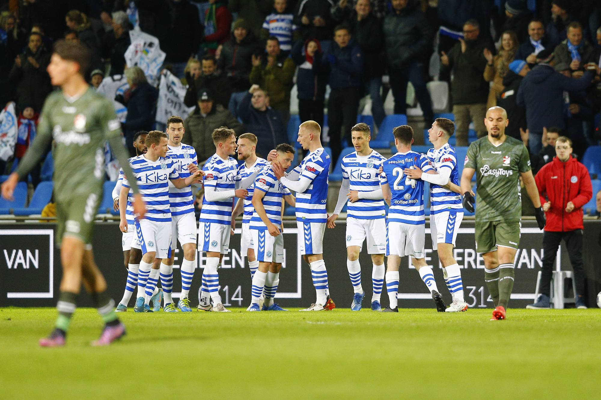 出色, 通常能够为, 超球迷期待 出色, 通常能够为, 超球迷期待