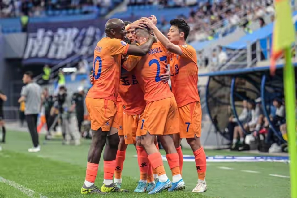 任与云南玉 任与云南玉