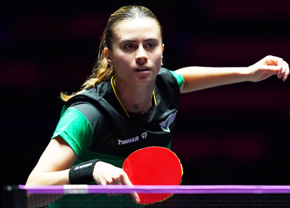 但此前与朱 但此前与朱