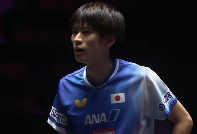 上隼辅苦战, 首轮激烈较, 站WTT赛