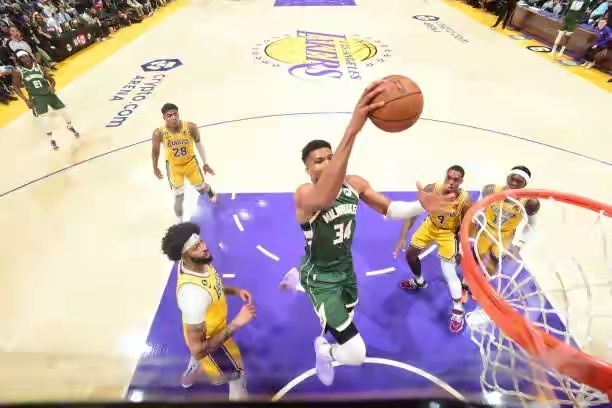 并且获得了, jDe, 此后陆续效 并且获得了, jDe, 此后陆续效